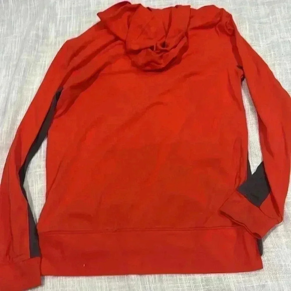 BOYS UNDER ARMOUR HEATGEAR HOODIE - Picture 5 of 5